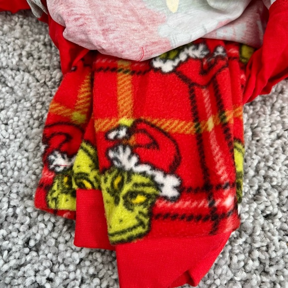 Baby 2-piece Christmas Pajamas Set GRINCH PJ 12-18M Fleece Pants Long Sleeve Top - Picture 4 of 6